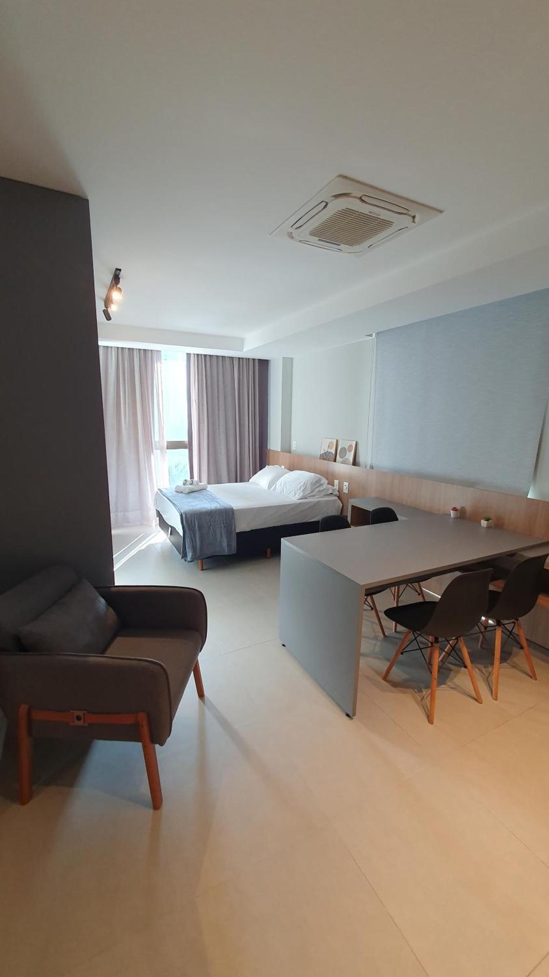 Flat Em Boa Viagem - Edificio Rooftop 470 *